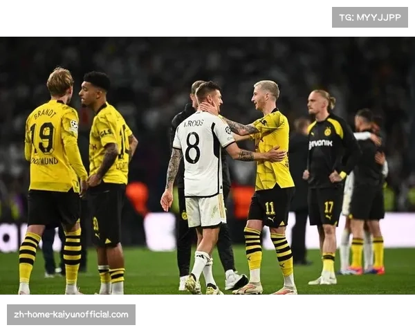 皇马中场克罗斯转换传球精准 主导球队进攻节奏